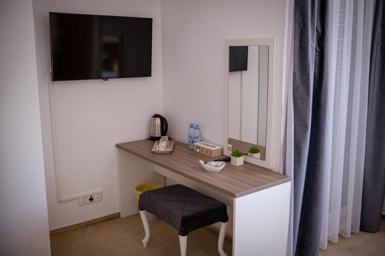 Mir Apartment